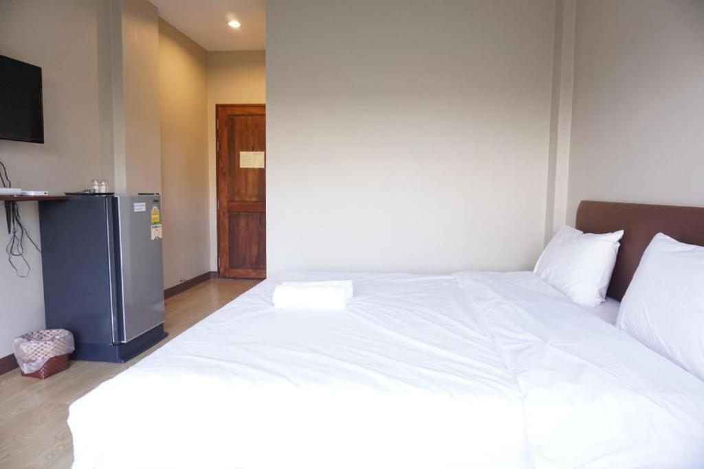 Chompu Nakarin Apartment Trang Dış mekan fotoğraf