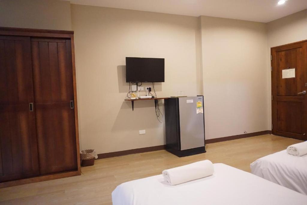 Chompu Nakarin Apartment Trang Dış mekan fotoğraf